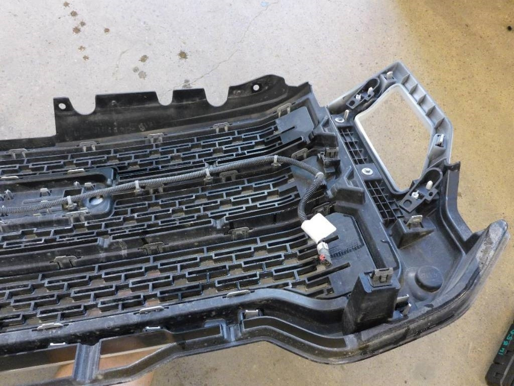 GMC Denali 2021 Grill - الكبائن - شاحنة: صور 3 GMC Denali 2021 Grill - الكبائن - شاحنة: صور 3