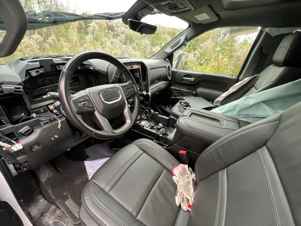 GMC Denali 2021 Interior - الكبائن - شاحنة: صور 1 GMC Denali 2021 Interior - الكبائن - شاحنة: صور 1