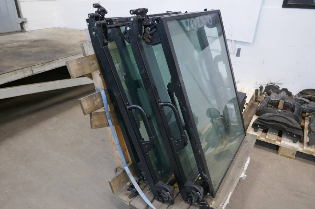 Volvo Framruta Hjullastare - الكبائن - آلات البناء: صور 1 Volvo Framruta Hjullastare - الكبائن - آلات البناء: صور 1