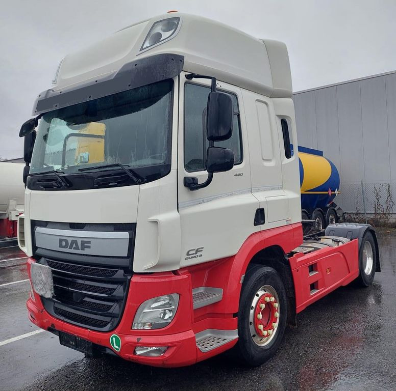DAF CF 440 4x2, E6, ADR, Big Cabine DAF CF 440 4x2, E6, ADR, Big Cabine - شاحنة جرار: صور 3 DAF CF 440 4x2, E6, ADR, Big Cabine DAF CF 440 4x2, E6, ADR, Big Cabine - شاحنة جرار: صور 3