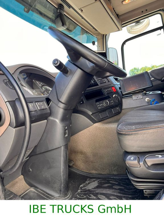 DAF CF 450 4x2, E6, ADR, PTO - شاحنة جرار: صور 4 DAF CF 450 4x2, E6, ADR, PTO - شاحنة جرار: صور 4