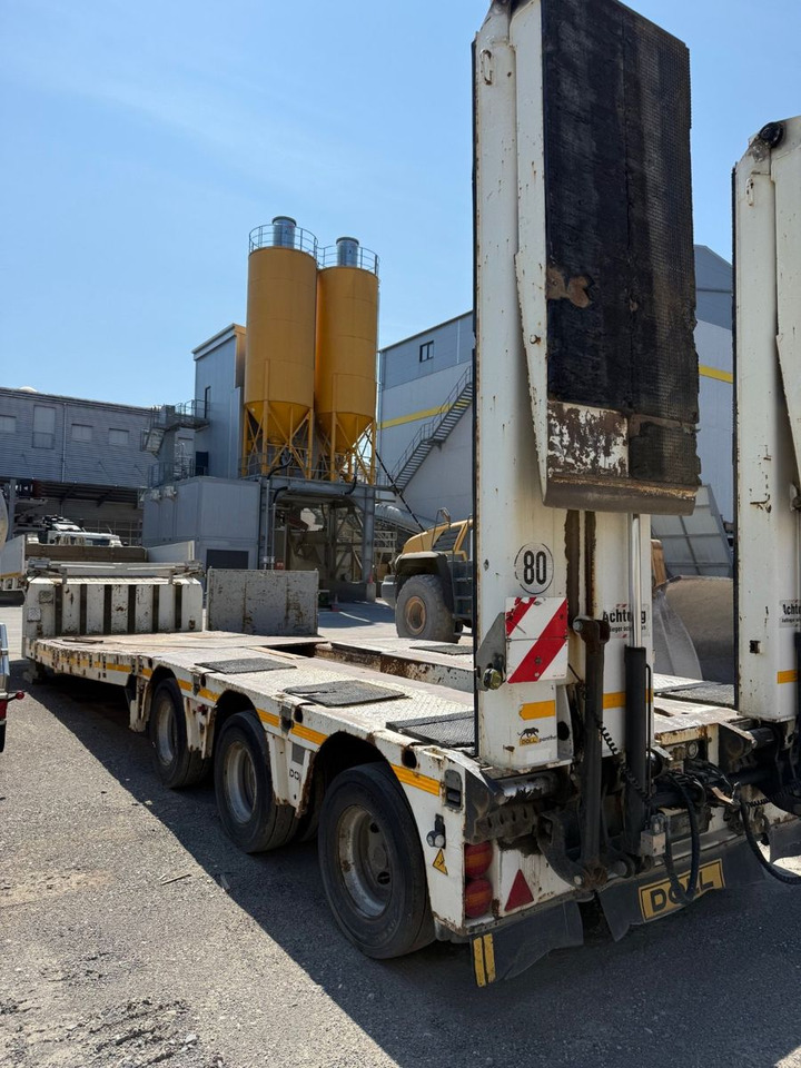 Doll Panther T3E-A, 61ton , 3.9m tele,Hyd Rampen 4.5m - عربة مسطحة منخفضة نصف مقطورة: صور 4 Doll Panther T3E-A, 61ton , 3.9m tele,Hyd Rampen 4.5m - عربة مسطحة منخفضة نصف مقطورة: صور 4