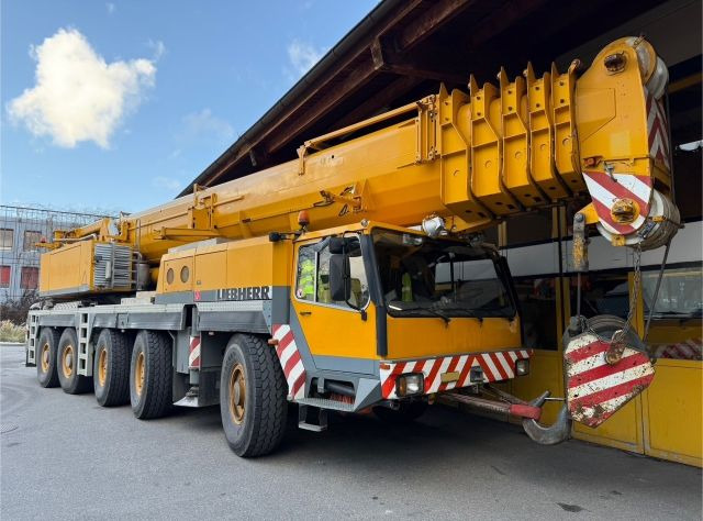 Liebherr LTM 1160/2 UTM655 10x6, FLYJIB, SWISS - شاحنة كرين: صور 1 Liebherr LTM 1160/2 UTM655 10x6, FLYJIB, SWISS - شاحنة كرين: صور 1