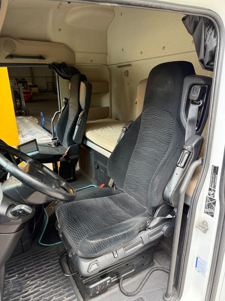 شاحنة جرار Mercedes-Benz Actros 1846 4x2, E6, Retarder, 2X: صور 13