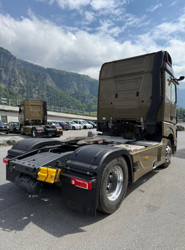 Mercedes-Benz Actros 1851 4x2, MP5, E6, Retarder, Kompressor - شاحنة جرار: صور 5 Mercedes-Benz Actros 1851 4x2, MP5, E6, Retarder, Kompressor - شاحنة جرار: صور 5