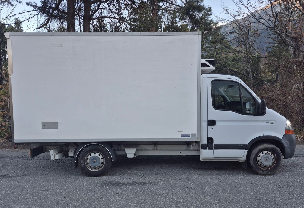 Renault Master T35 dCi 120, Carrier Xarios 350, -20C - الشاحنات الصغيرة المبردة: صور 4 Renault Master T35 dCi 120, Carrier Xarios 350, -20C - الشاحنات الصغيرة المبردة: صور 4