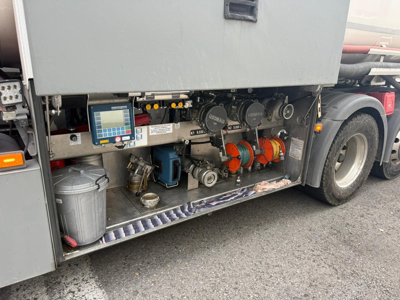 شاحنة صهريج Scania R450 LB 6x2, ADR, E6,Schwarzmüller,Diesel/Benzin: صور 11