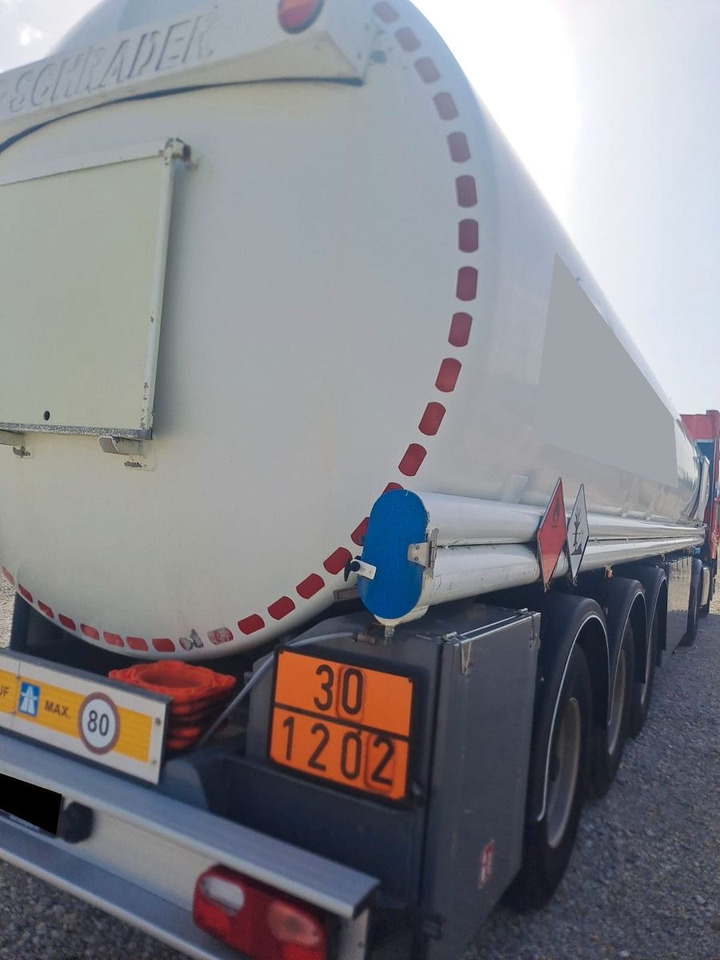 Schrader ADR, Treibstoff Diesel/Benzin, 4 Kammern, Sening Schrader ADR, Treibstoff Diesel/Benzin, 4 Kammern, Sening - نصف مقطورة صهريج: صور 1 Schrader ADR, Treibstoff Diesel/Benzin, 4 Kammern, Sening Schrader ADR, Treibstoff Diesel/Benzin, 4 Kammern, Sening - نصف مقطورة صهريج: صور 1