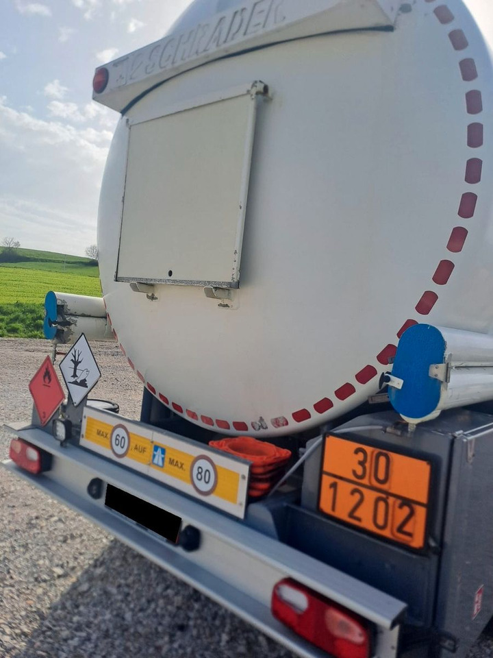 Schrader ADR, Treibstoff Diesel/Benzin, 4 Kammern, Sening Schrader ADR, Treibstoff Diesel/Benzin, 4 Kammern, Sening - نصف مقطورة صهريج: صور 4 Schrader ADR, Treibstoff Diesel/Benzin, 4 Kammern, Sening Schrader ADR, Treibstoff Diesel/Benzin, 4 Kammern, Sening - نصف مقطورة صهريج: صور 4