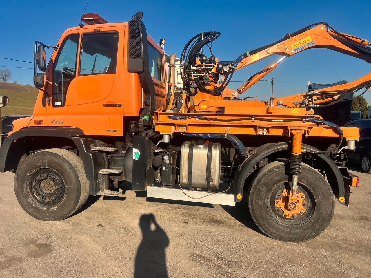 Unimog U500 4x4, Boeschungsmaehwerk Mulag - شاحنة: صور 5 Unimog U500 4x4, Boeschungsmaehwerk Mulag - شاحنة: صور 5