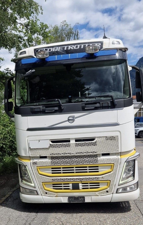 Volvo FH460 4x2R, E6, Ladebordwand - شاحنة ستارة: صور 3 Volvo FH460 4x2R, E6, Ladebordwand - شاحنة ستارة: صور 3