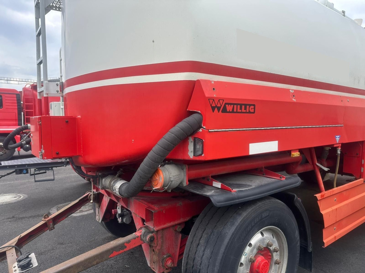 Willig 2 ANH 21.0, ADR, Benzin/Diesel, 19950Lite - مقطورة صهريج: صور 3 Willig 2 ANH 21.0, ADR, Benzin/Diesel, 19950Lite - مقطورة صهريج: صور 3