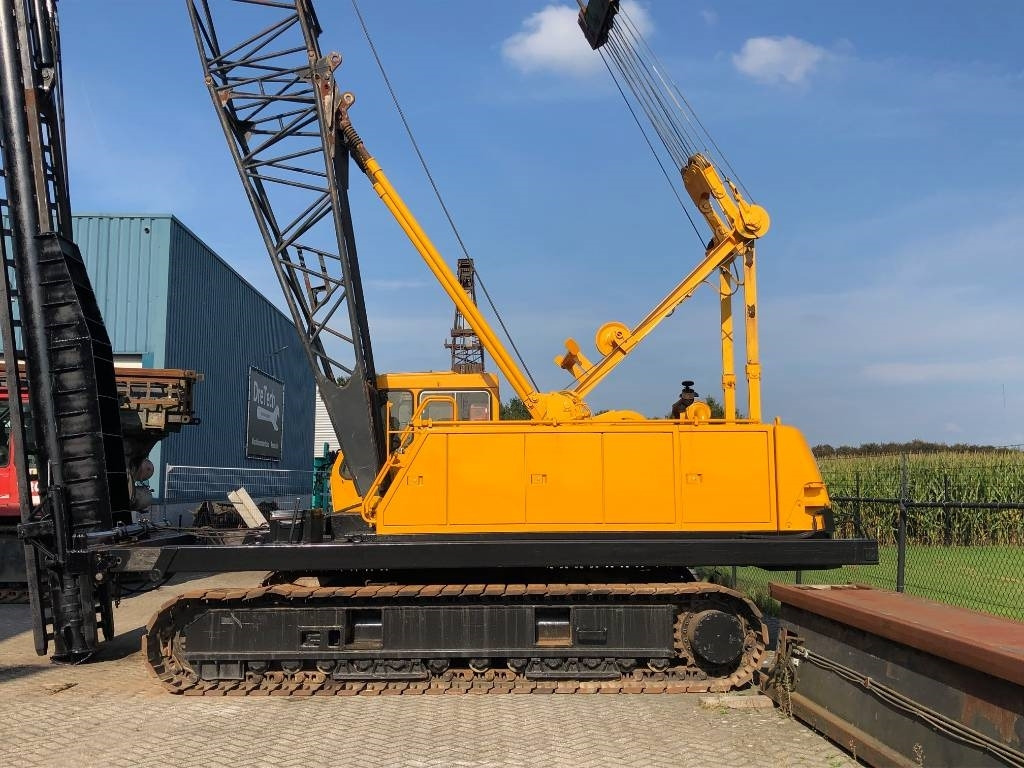 Kobelco 7035 - رافعة مجنزرة: صور 2 Kobelco 7035 - رافعة مجنزرة: صور 2