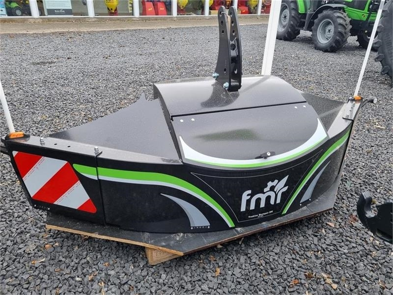 Tractor Bumper 1800 kg. - ثقل موازن - الآلات والماكينات الزراعية: صور 1 Tractor Bumper 1800 kg. - ثقل موازن - الآلات والماكينات الزراعية: صور 1