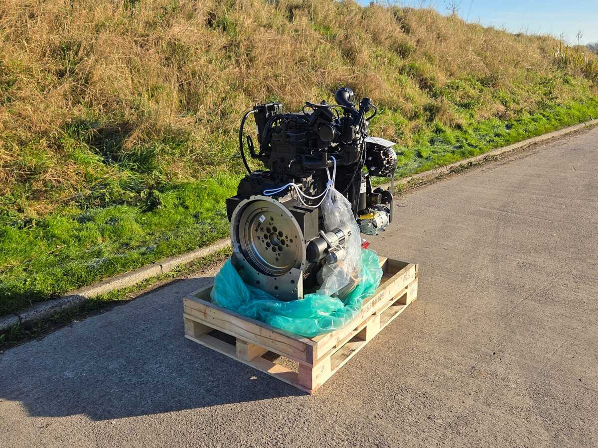 Cummins QSB4.5 engine 126kw EPA Rated - المحرك - آلات البناء: صور 4 Cummins QSB4.5 engine 126kw EPA Rated - المحرك - آلات البناء: صور 4
