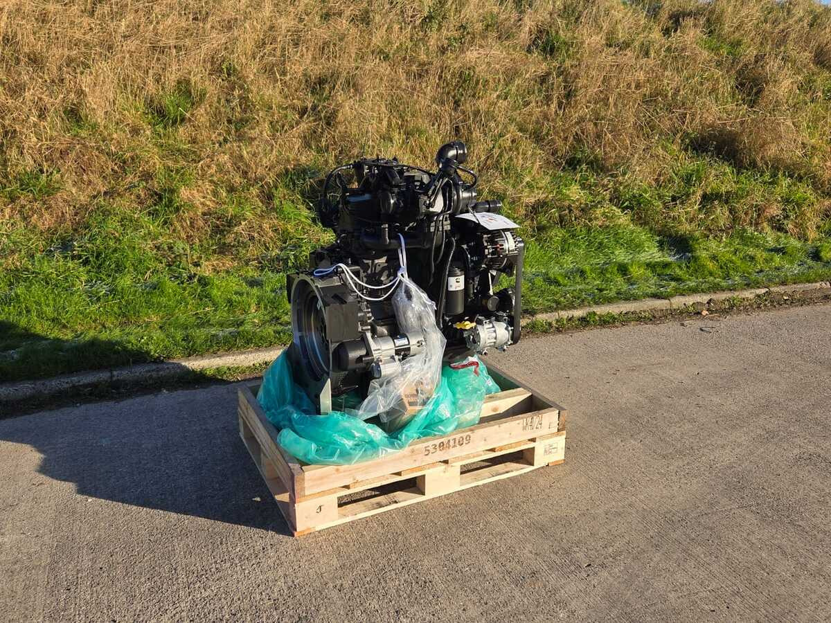 Cummins QSB4.5 engine 126kw EPA Rated - المحرك - آلات البناء: صور 3 Cummins QSB4.5 engine 126kw EPA Rated - المحرك - آلات البناء: صور 3