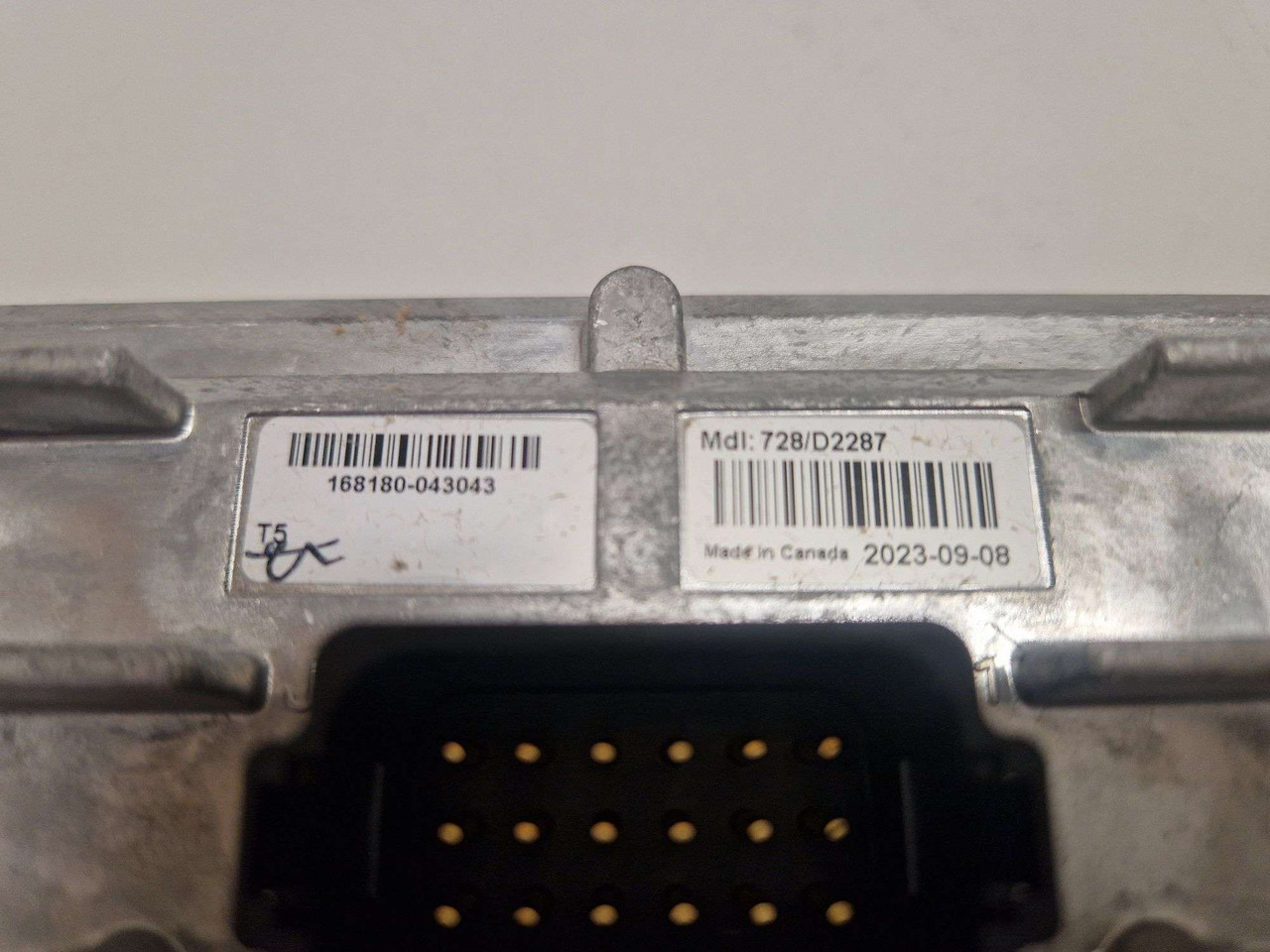 JCB ECU unit 728/D2287 PARKER CM3626 ECU unit - المحرك و قطع الغيار - آلات البناء: صور 3 JCB ECU unit 728/D2287 PARKER CM3626 ECU unit - المحرك و قطع الغيار - آلات البناء: صور 3