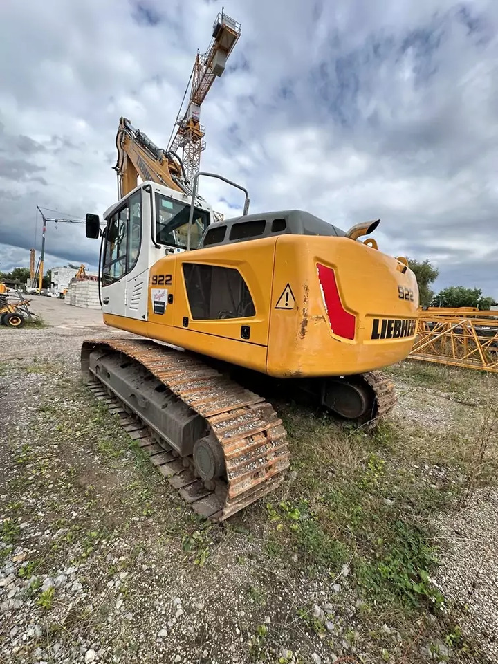 2015 Liebherr R 922 Litronic - حفارات زحافة: صور 2 2015 Liebherr R 922 Litronic - حفارات زحافة: صور 2