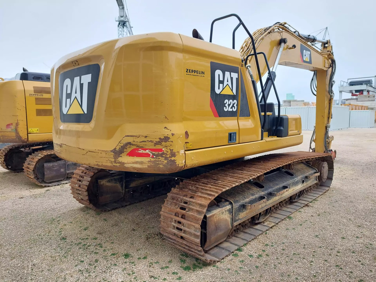2019 Caterpillar 323 - حفارات زحافة: صور 3 2019 Caterpillar 323 - حفارات زحافة: صور 3