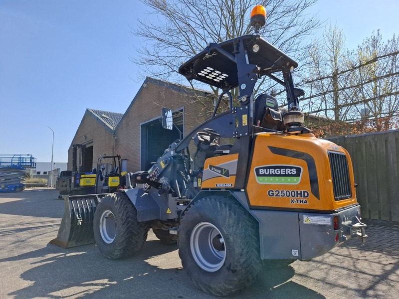Giant G2500 - آلات البناء - الآلات والماكينات الزراعية: صور 4 Giant G2500 - آلات البناء - الآلات والماكينات الزراعية: صور 4