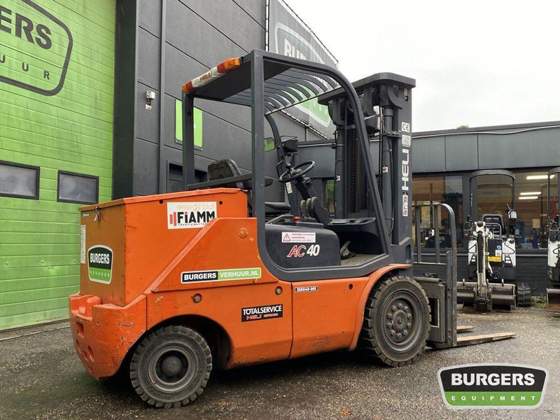 Heli Heftruck AC40 - رافعة شوكية كهربائية: صور 2 Heli Heftruck AC40 - رافعة شوكية كهربائية: صور 2