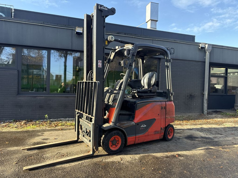Linde E16PH-02 - رافعة شوكية كهربائية: صور 1 Linde E16PH-02 - رافعة شوكية كهربائية: صور 1