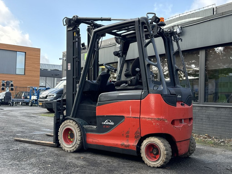 Linde E30H-01/600 - رافعة شوكية كهربائية: صور 2 Linde E30H-01/600 - رافعة شوكية كهربائية: صور 2