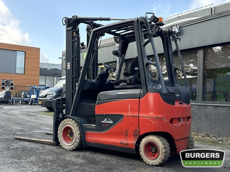 Linde E30H-01 600 - رافعة شوكية كهربائية: صور 2 Linde E30H-01 600 - رافعة شوكية كهربائية: صور 2