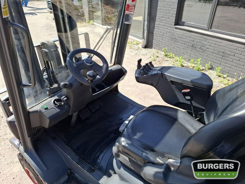 Linde H25T - رافعة شوكية تعمل بالغاز: صور 5 Linde H25T - رافعة شوكية تعمل بالغاز: صور 5