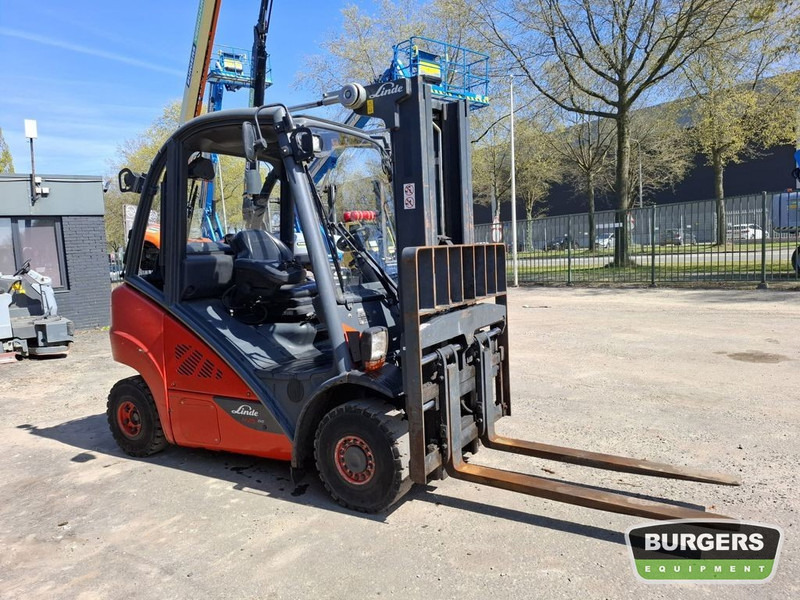Linde H25T - رافعة شوكية تعمل بالغاز: صور 2 Linde H25T - رافعة شوكية تعمل بالغاز: صور 2