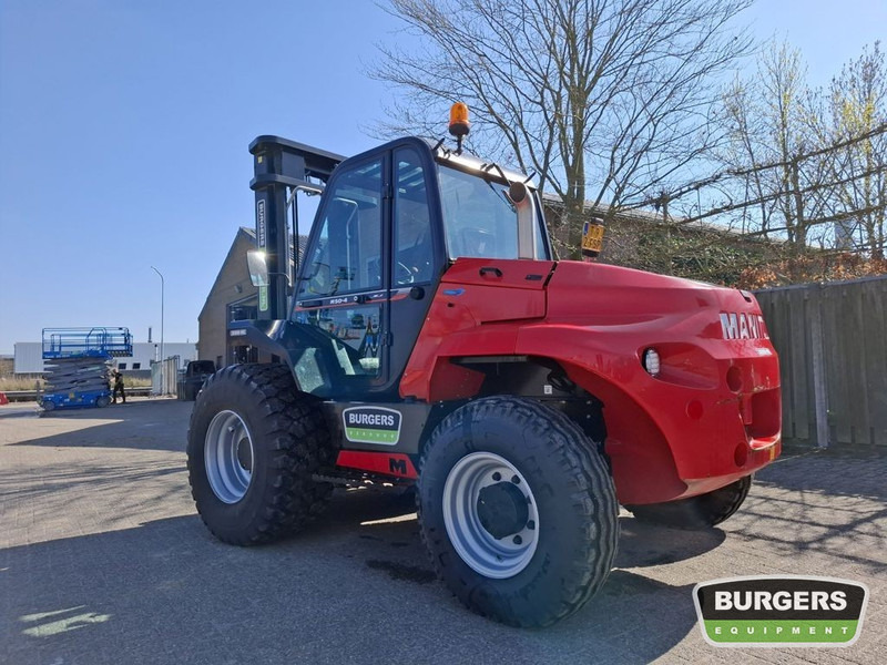Manitou M50-4 - شاحنات الطرق الوعرة: صور 4 Manitou M50-4 - شاحنات الطرق الوعرة: صور 4