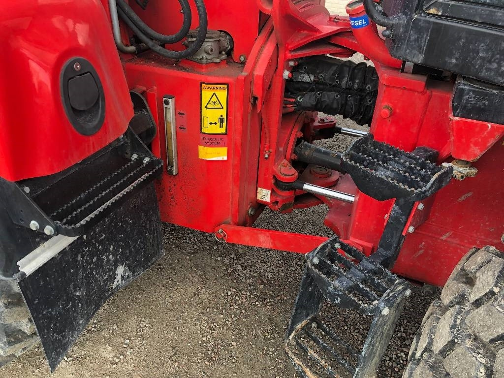 Huddig 1060 Dismantled for spare parts - حفار متعدد الاستخدام: صور 3 Huddig 1060 Dismantled for spare parts - حفار متعدد الاستخدام: صور 3