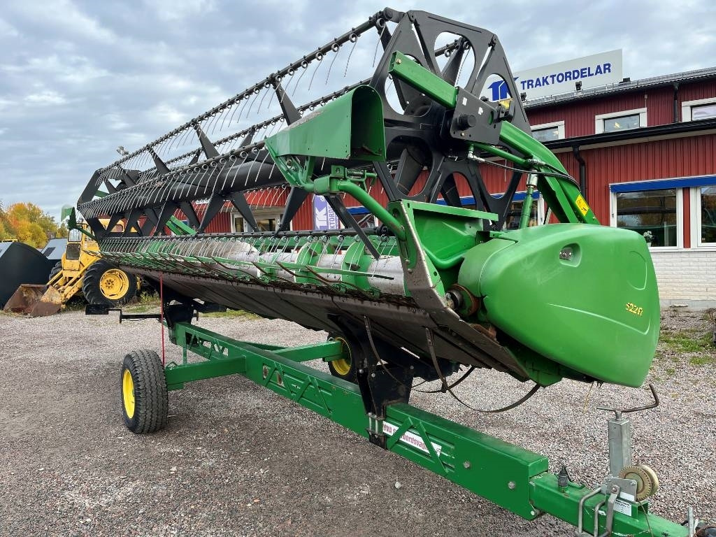 John Deere 622R Skärbord / Header 22 fot till JD T550 i - معدات آلة حصاد: صور 2 John Deere 622R Skärbord / Header 22 fot till JD T550 i - معدات آلة حصاد: صور 2