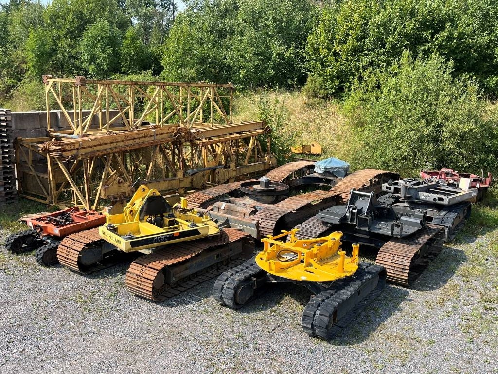 New Holland E 70 B SR - حفارة مصغرة: صور 4 New Holland E 70 B SR - حفارة مصغرة: صور 4