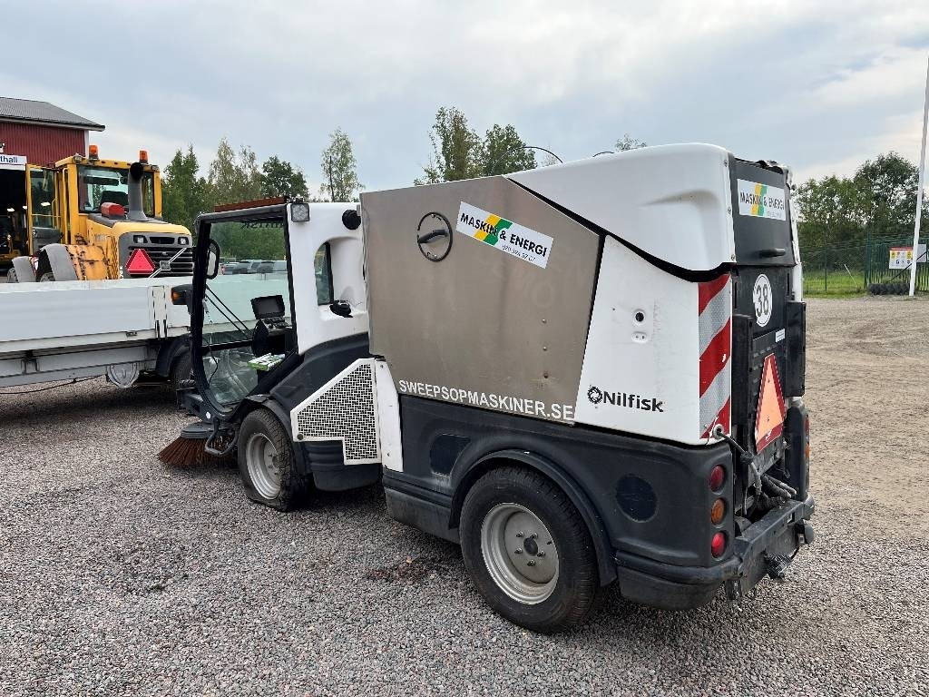 Nilfisk 3500 City Ranger Dismantled: only spare parts - سياره كنس شوارع: صور 3 Nilfisk 3500 City Ranger Dismantled: only spare parts - سياره كنس شوارع: صور 3
