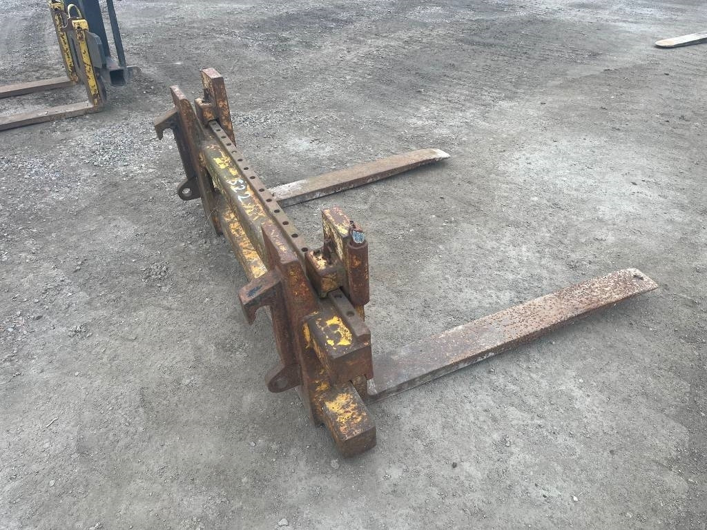 Pallgafflar / Gaffelställ Hymas Hymas 470 med fler - شوكات - آلات البناء: صور 4 Pallgafflar / Gaffelställ Hymas Hymas 470 med fler - شوكات - آلات البناء: صور 4