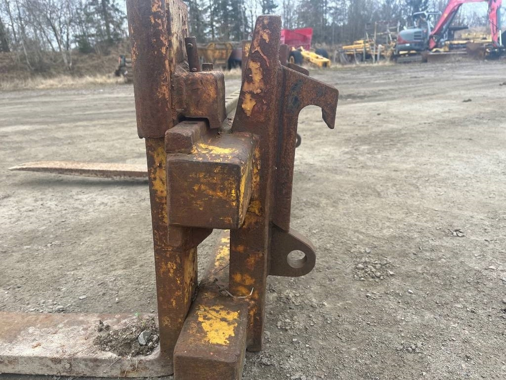 Pallgafflar / Gaffelställ Hymas Hymas 470 med fler - شوكات - آلات البناء: صور 3 Pallgafflar / Gaffelställ Hymas Hymas 470 med fler - شوكات - آلات البناء: صور 3