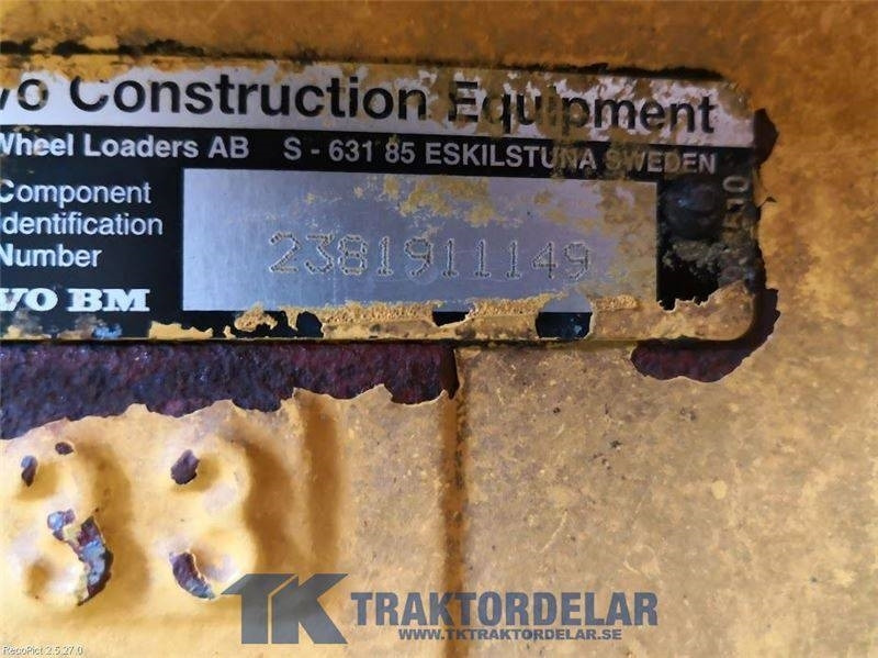 Volvo L50C Framvagn - المحور و قطع الغيار - آلات البناء: صور 3 Volvo L50C Framvagn - المحور و قطع الغيار - آلات البناء: صور 3