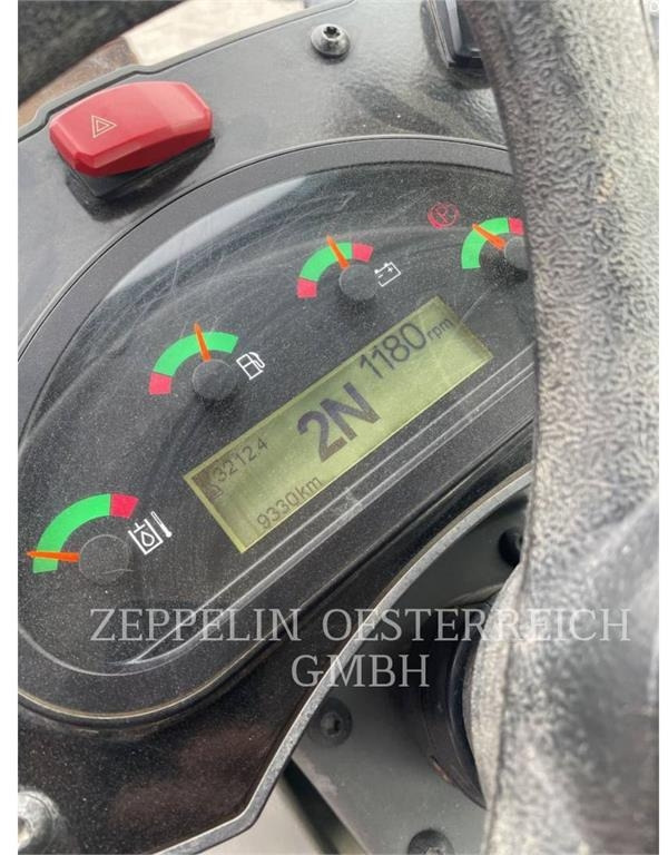 CAT 908M - اللودر بعجل: صور 5 CAT 908M - اللودر بعجل: صور 5