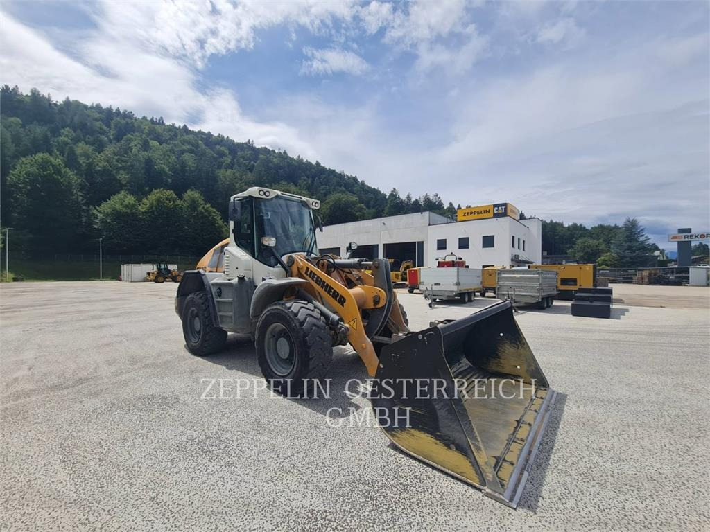 Liebherr L526 - اللودر بعجل: صور 2 Liebherr L526 - اللودر بعجل: صور 2