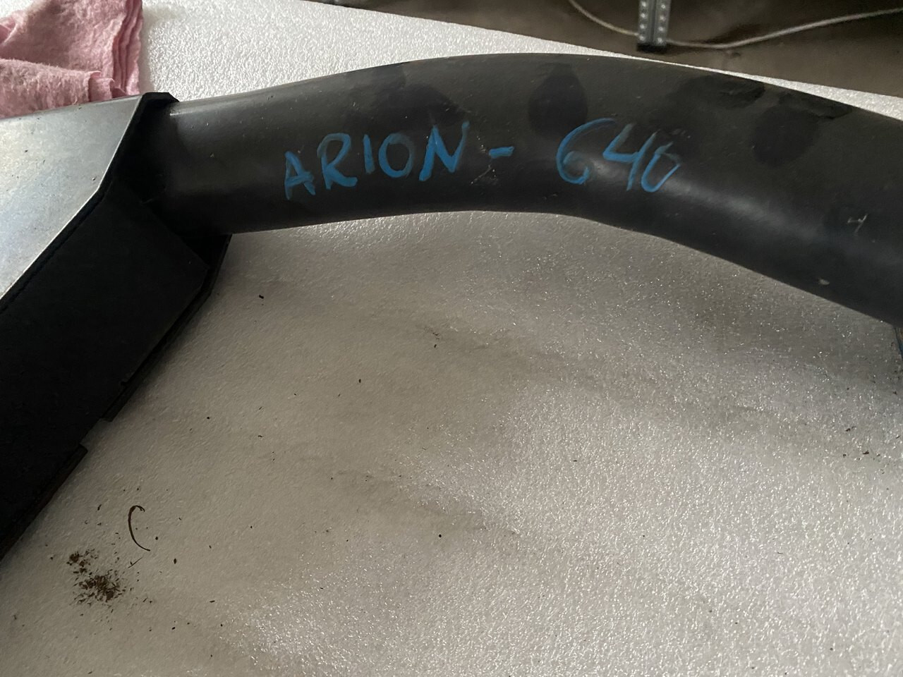 Claas Arion 640 - Lampy / Mocowania Lamp / Reflektory - أضواء - الآلات والماكينات الزراعية: صور 2 Claas Arion 640 - Lampy / Mocowania Lamp / Reflektory - أضواء - الآلات والماكينات الزراعية: صور 2