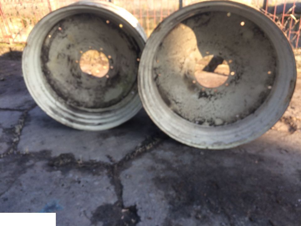 GKN DW20Bx42 FELGA - الجنوط - الآلات والماكينات الزراعية: صور 1 GKN DW20Bx42 FELGA - الجنوط - الآلات والماكينات الزراعية: صور 1