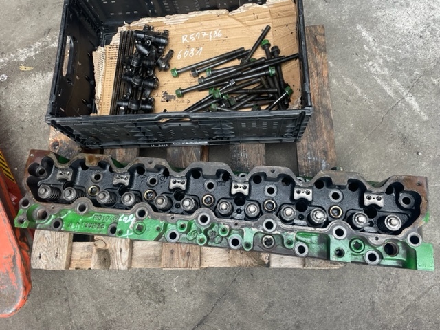 Głowica Cylindrów John Deere RG6081 , R517486 - اسطوانة رئيس - الآلات والماكينات الزراعية: صور 3 Głowica Cylindrów John Deere RG6081 , R517486 - اسطوانة رئيس - الآلات والماكينات الزراعية: صور 3