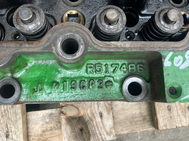 Głowica Cylindrów John Deere RG6081 , R517486 - اسطوانة رئيس - الآلات والماكينات الزراعية: صور 2 Głowica Cylindrów John Deere RG6081 , R517486 - اسطوانة رئيس - الآلات والماكينات الزراعية: صور 2