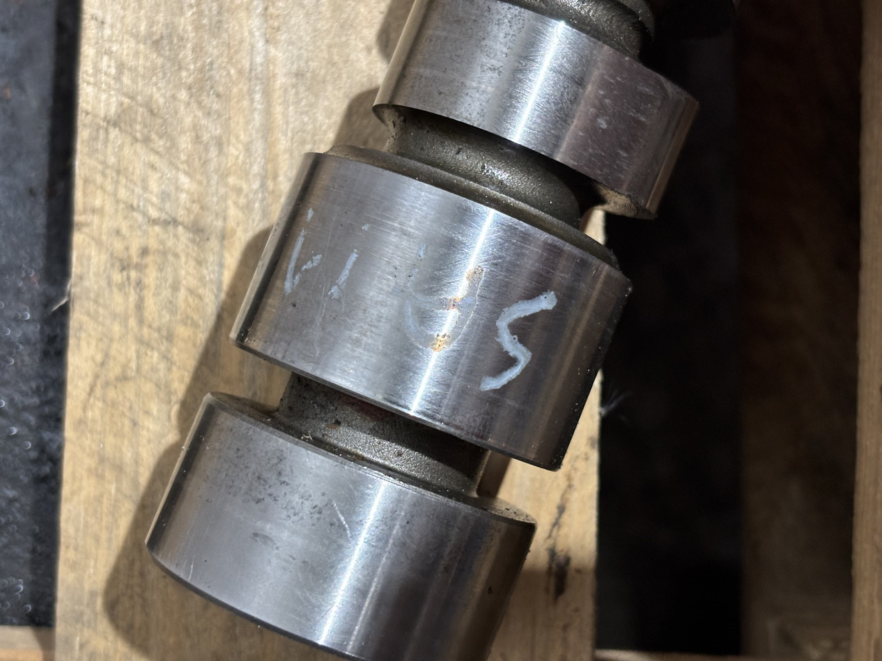 SAME DEUTZ LAMBORGHINI 0.010.4968.3/10 W 0.010.4968.3/10 0.075.1310.3/30 Wałek Rozrządu - عمود الحدبات - الآلات والماكينات الزراعية: صور 5 SAME DEUTZ LAMBORGHINI 0.010.4968.3/10 W 0.010.4968.3/10 0.075.1310.3/30 Wałek Rozrządu - عمود الحدبات - الآلات والماكينات الزراعية: صور 5