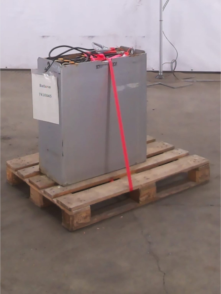 AVB 24V 465Ah - البطارية - معدات المناولة: صور 1 AVB 24V 465Ah - البطارية - معدات المناولة: صور 1