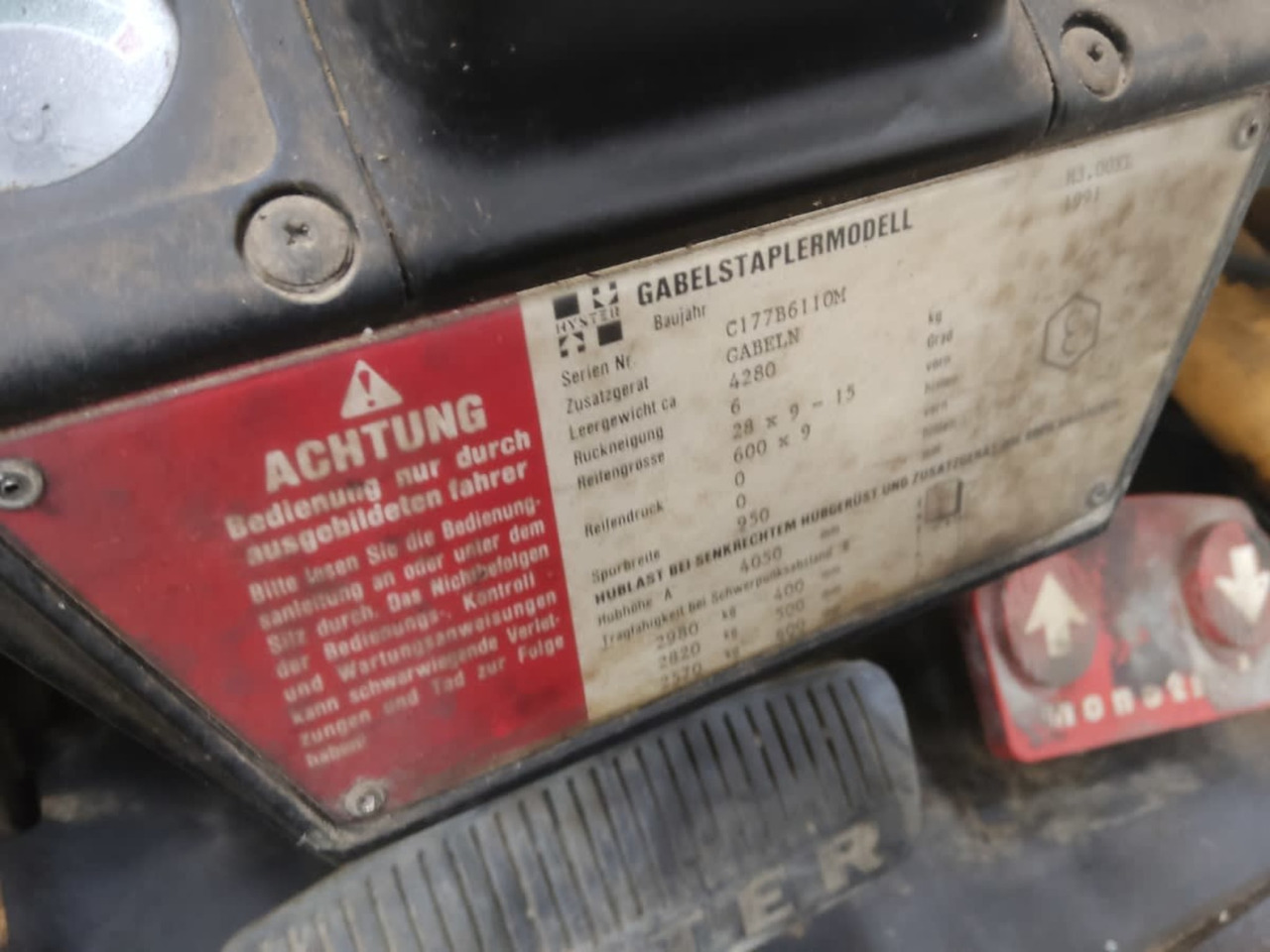 Hyster H3.00XL - رافعة شوكية ديزل: صور 2 Hyster H3.00XL - رافعة شوكية ديزل: صور 2