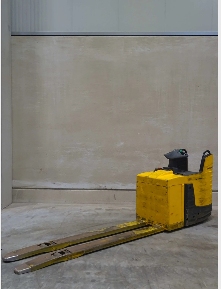 Jungheinrich ERE225/2400 mm - معدات الرفع منخفض المستوى: صور 1 Jungheinrich ERE225/2400 mm - معدات الرفع منخفض المستوى: صور 1