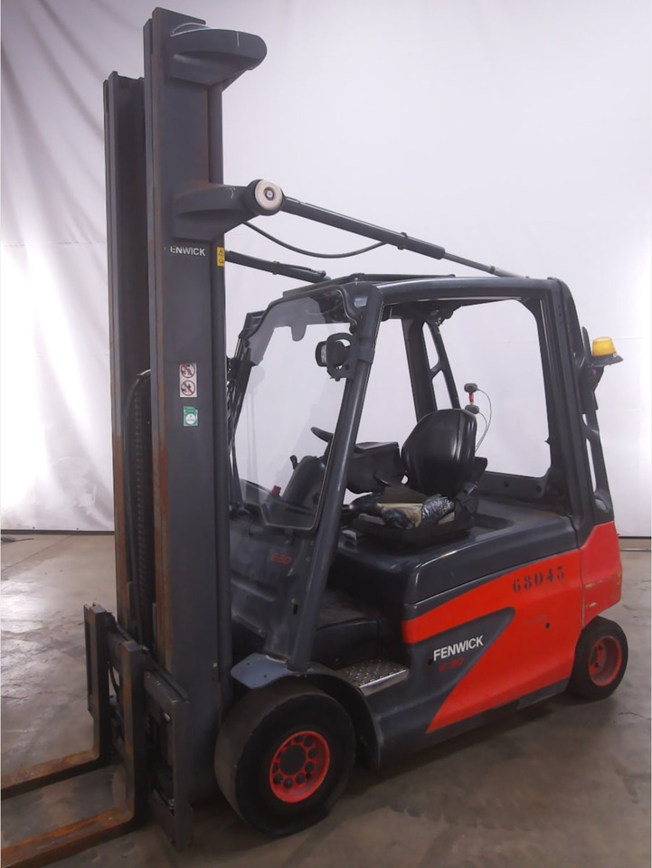 Linde E30L - رافعة شوكية كهربائية: صور 1 Linde E30L - رافعة شوكية كهربائية: صور 1