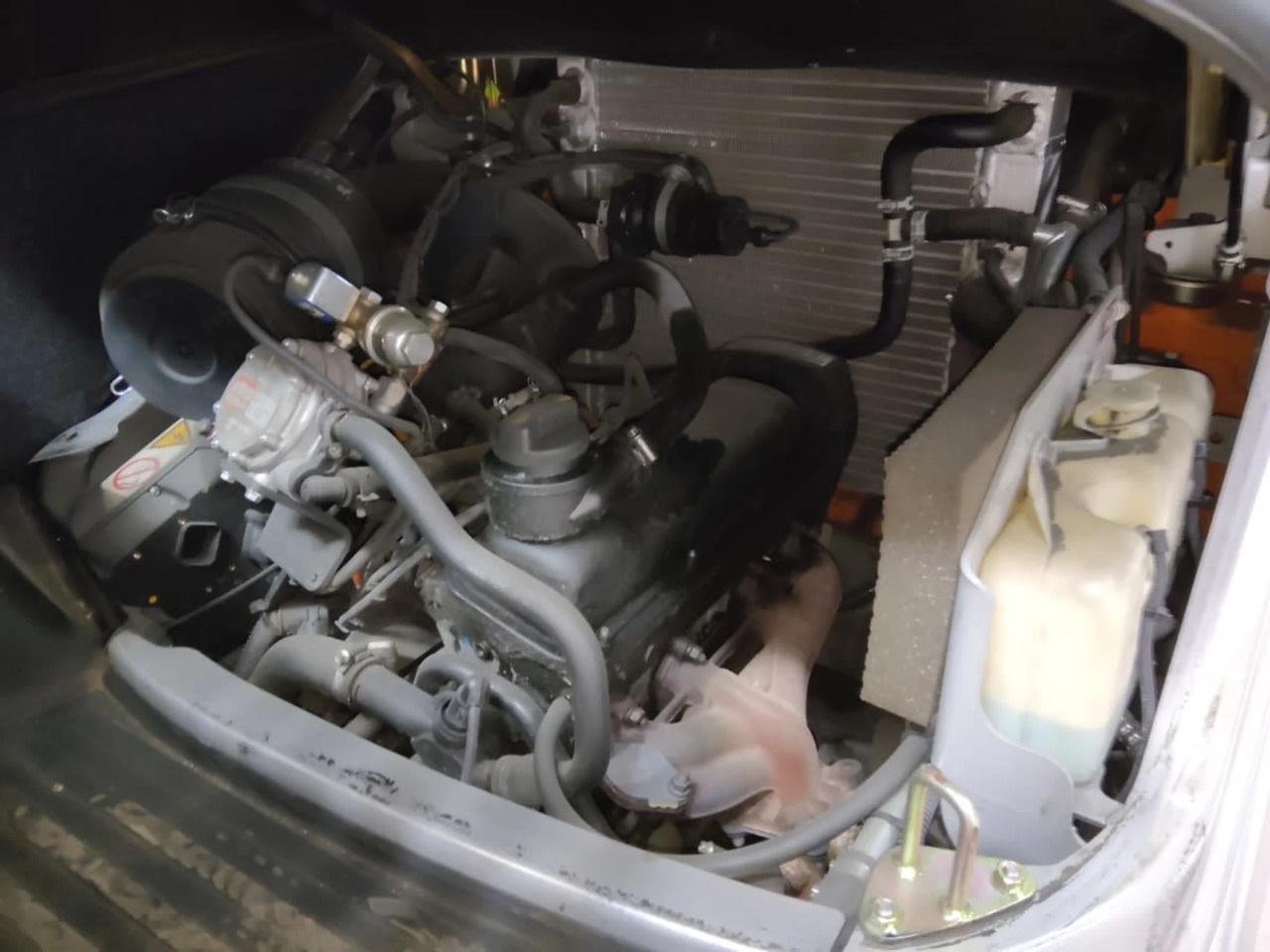 STILL RX70-25T/600 - رافعة شوكية تعمل بالغاز: صور 4 STILL RX70-25T/600 - رافعة شوكية تعمل بالغاز: صور 4